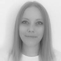 Jennifer Bednarz's Instagram, Twitter & Facebook