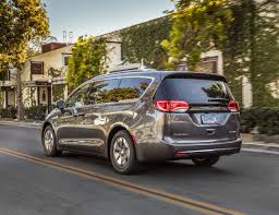 The 2018 chrysler pacifica hybrid is the first hybrid minivan. Green Car Reports Best Car To Buy 2018 Finalist Chrysler Pacifica Hybrid