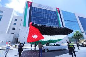 زين تضيء سماء المملكة احتفالا بالاستقلال صور