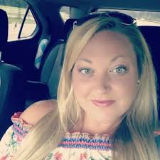 Alana Davis (@alanadavis1233)