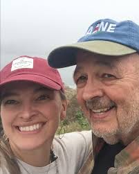 5 years ago today this king went to heaven. He was ready but I miss him so  much. Dad made people feel important. He took the time to listen. A grocery  clerk,