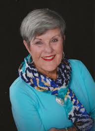 Rachael Arthur's Instagram, Twitter & Facebook