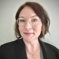 Jennifer Haffner's Instagram, Twitter & Facebook