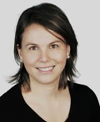 Lisa Ott's Instagram, Twitter & Facebook