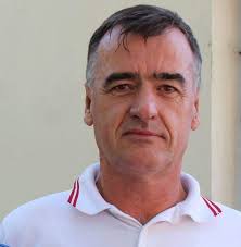 Napustio nas je naš bivši radni kolega i veliki prijatelj Refik Šariić.  Neka mu dragi Allah podari lijep dženet a porodici sabur