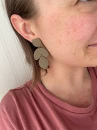 MONOCHROME COLLECTION