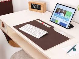 Schreibtischunterlage Aus Filz Zweifarbig Schreibtischunterlage Farbmusterkarten Recyceln