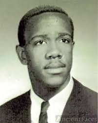 Earl Wilkinson's Instagram, Twitter & Facebook