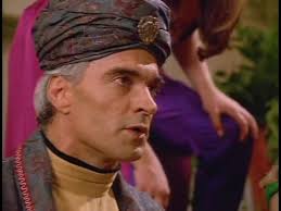 Kabir Bedi(Principe Taj) & Pavla Ustinov(Princesa Yasmine), Daniel  Emilfork(Genio)