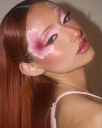 Free makeup services in Beveridge