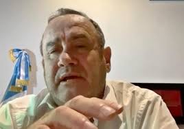 El Presidente Alejandro Giammattei se reunió virtualmente con los Ministros  del MARN, Ministerio de Energía y Minas y CIV- Ministerio de  Comunicaciones, así como con el Director Ejecutivo y Delegados de  #CentroDeGobierno