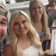 Abbie Wright and Tyler Warnimont's Wedding Website