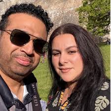 Is FSD service included in the Foundation series?