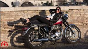 Όμορφα σχεδιασμένο σύμβολο, η νέα bonneville t100. Triumph Bonneville T120 R 1969 Classic Drive Art Ii Puntata Tv Youtube