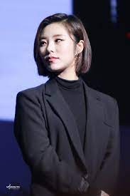 I loveee the long hair. Wheein Mamamoo Short Hair Styles Short Hair Black Wheein Mamamoo
