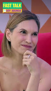 Nanette Medved's Instagram, Twitter & Facebook