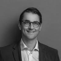 Linda Lockner's Instagram, Twitter & Facebook