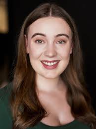 Elise Hatton's Instagram, Twitter & Facebook