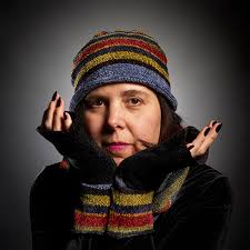 Robin Bergman's Instagram, Twitter & Facebook