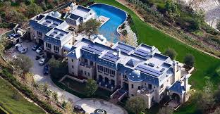 It has been a wonderful way to connect before we begin our hectic daily routines. Celebrity Homes We Wouldn T Mind Self Isolating In The Squander