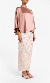 Bahkan, perhiasan warna rose gold ternyata diprediksi masih akan menjadi tren di tahun 2019 mendatang. Orkid Kurung Set In Rose Gold Fashionvalet Muslimah Fashion Outfits Fashion Clothes Women Batik Fashion