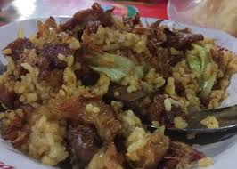Cara membuat nasi goreng kambing sangat praktis dan tidak membutuhkan waktu yang lama. Resep Nasi Goreng Kambing Ala Bu Sumirah Pasar Beringharjo Yogya Portal Jogja