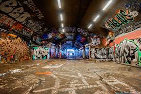 Leake Street Graffiti Tunnel How To Find Secret London Street Art Street Graffiti London Street Murals Street Art