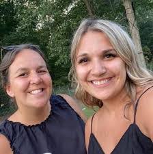 Kelly Sapp's Instagram, Twitter & Facebook