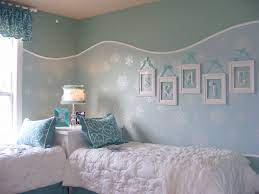 17 Gorgeous Olaf Bedroom Color Scheme Gallery Frozen Themed Bedroom Winter Bedroom Decor Bedroom Design Diy