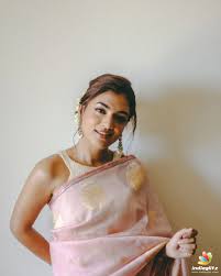 Nazriya Nazim Photos - Malayalam Actress photos, images, gallery, stills  and clips - IndiaGlitz.com