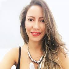 Danielle Oliveira's Instagram, Twitter & Facebook