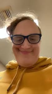 Roshonda Lewis's Instagram, Twitter & Facebook