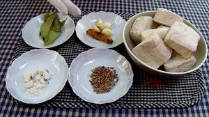Tambahkan kaldu bubuk secukupnya, koreksi rasa. Cara Membuat Dan Resep Tahu Goreng Bumbu Kuning Youtube