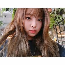 8 Transformasi Gaya Rambut Jennie Blackpink Yang Memukau