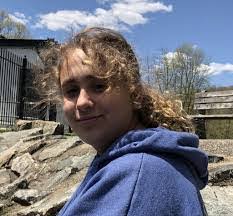 Stephanie Vandervoort's Instagram, Twitter & Facebook