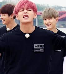 Cast Kim Taehyung Choi Young Eun Oc Memang Apa Salahnya Jika Kau Fiksipenggemar Fiksi Penggemar Amreading Books Watt Bts Taehyung Taehyung Bts V