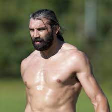 Sébastien chabal (born 8 december 1977) is a french former rugby union player. Sebastien Chabal Net Worth Salary Bio Height Weight Age Wiki Zodiac Sign Birthday Fact
