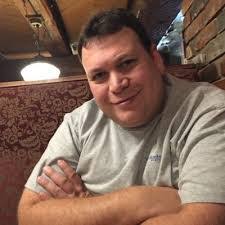 Alexander Rueda's Instagram, Twitter & Facebook