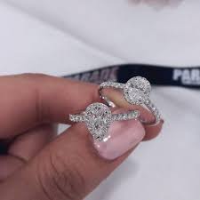 It works well in spring, summer, or fall and really add an unexpected liveliness to your day. Engagement Photos Tumblr