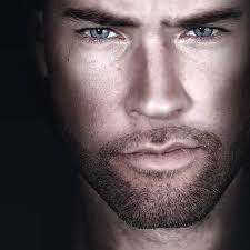 Kenneth Visser's Instagram, Twitter & Facebook