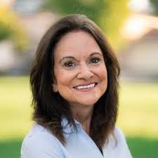 Patricia Cates's Instagram, Twitter & Facebook