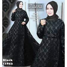 Model gamis batik kombinasi polos modern kian lama kian banyak peminatnya, tampilannya yang simpel dan trendy membuat gamis batik ini terkesan tidak monoton. Model Baju Gamis Organza Terbaru Model Baju Muslim Muslim