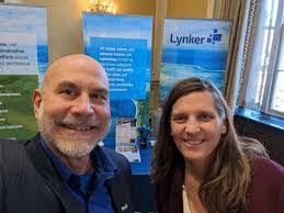 Crystal Hensley's Instagram, Twitter & Facebook