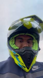 Crf 450 was revving up itself so we called Jamie Lee Wood so Theo Barrett  did fixing , the choke is also the Rev screw #crf450 #greenlaning #enduro