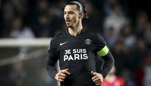 Jun 03, 2021 · le psg, longtemps à l'affût dans le dossier messi, lui propose pourtant beaucoup plus avec notamment une prime à la signature démentielle. Exclu Foot Psg Un Maillot Collector Pour Messi C Ronaldo Et Neymar