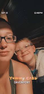 Local places serving good crab legs?