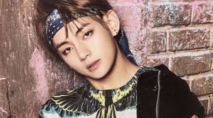 Na tweeteanna is déanaí ó taehyung pics⚡️ (@taehyungpic). Tak Sengaja Unggah Selfie Di Twitter V Bts Malah Panik