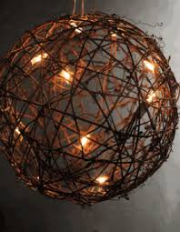 Create Natural Outdoor Lighting Wendy James Designs Cortinas De Agua Esferas Navidenas Decoracion De Unas