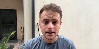 BREAKING: Republican Senator Sounds the Alarms over Retaliation Fears from  Donald Trump