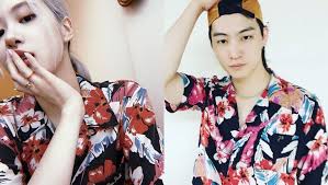 The latest tweets from got7blackpinkaesthetics (@got7blackpink_). Blackpink S Rose And Got7 S Jb Receive Shirt From Ysl Designer With Their Names Embroidered Kpopmap